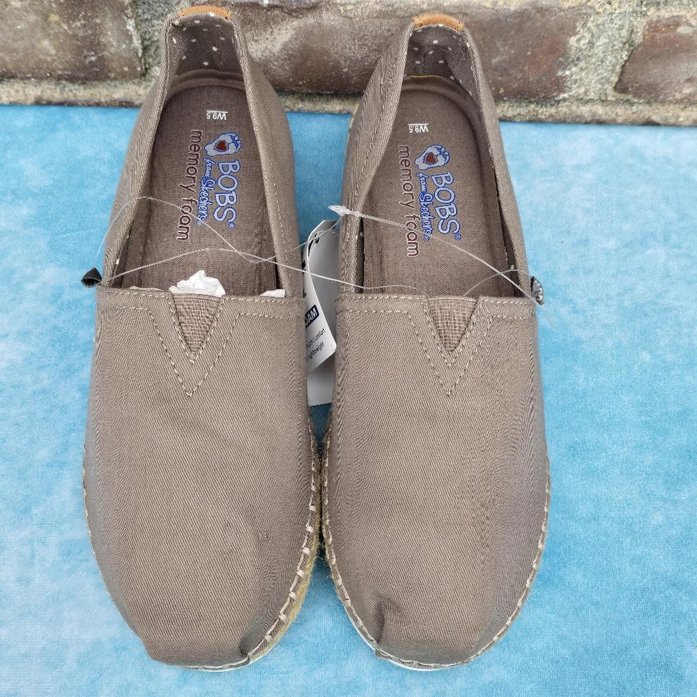 Bobs Skechers Memory Foam Slip On Espadrilles Sz 9.5